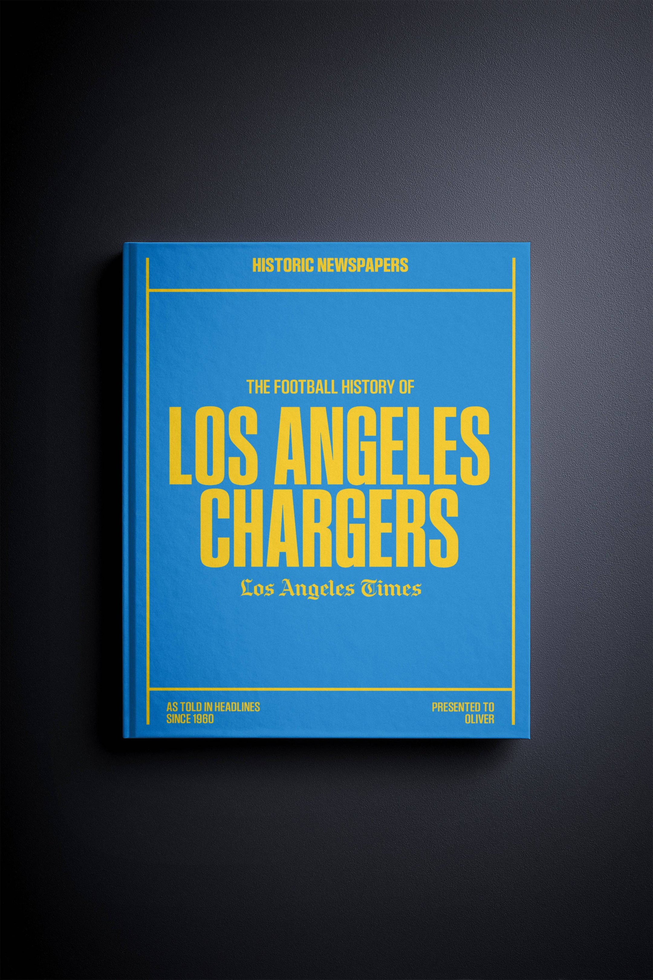 Libro de la edición Los Angeles Times sobre la historia del fútbol americano de Los Angeles Chargers