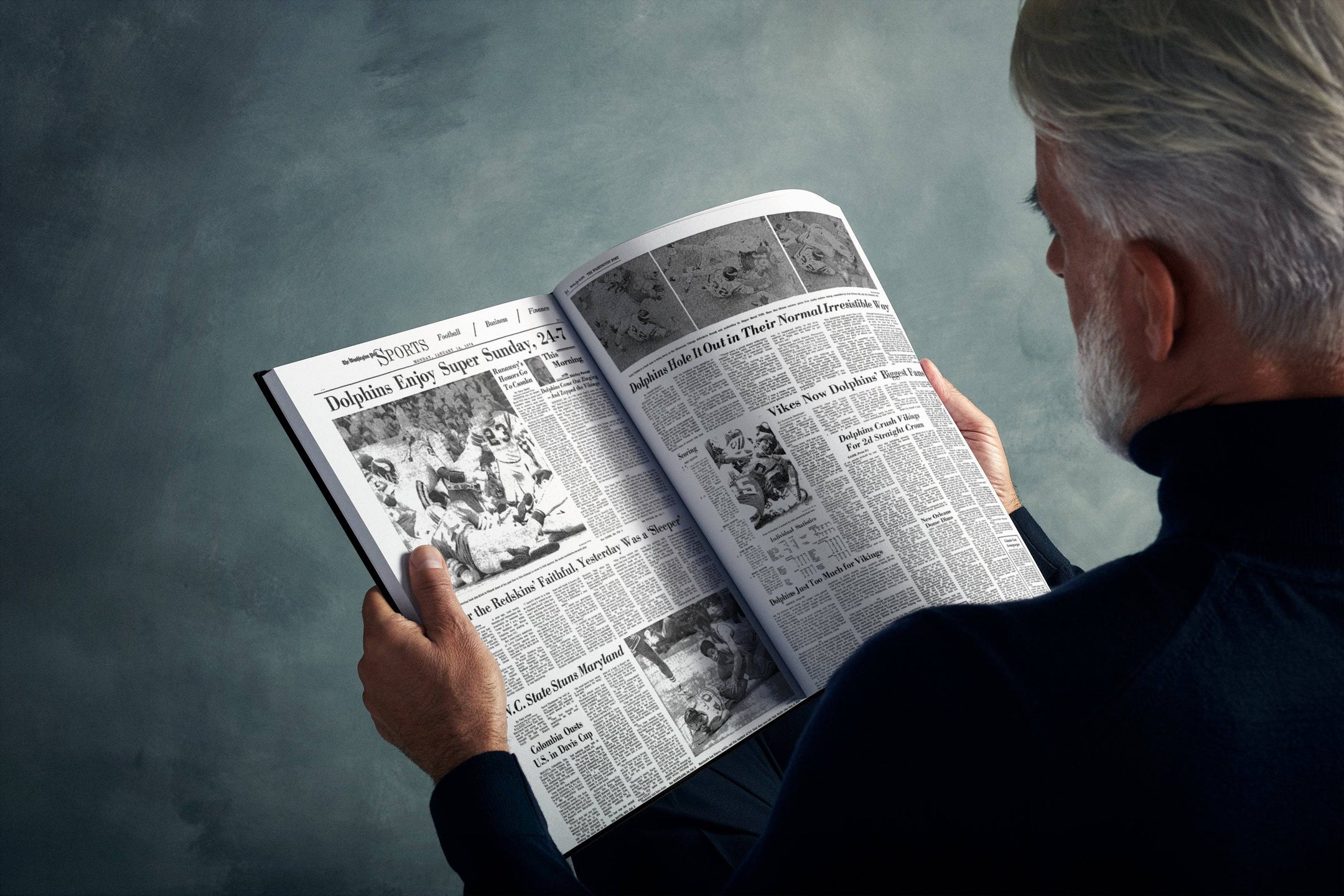 Libro de la edición Washington Post sobre la historia del fútbol americano de los Miami Dolphins