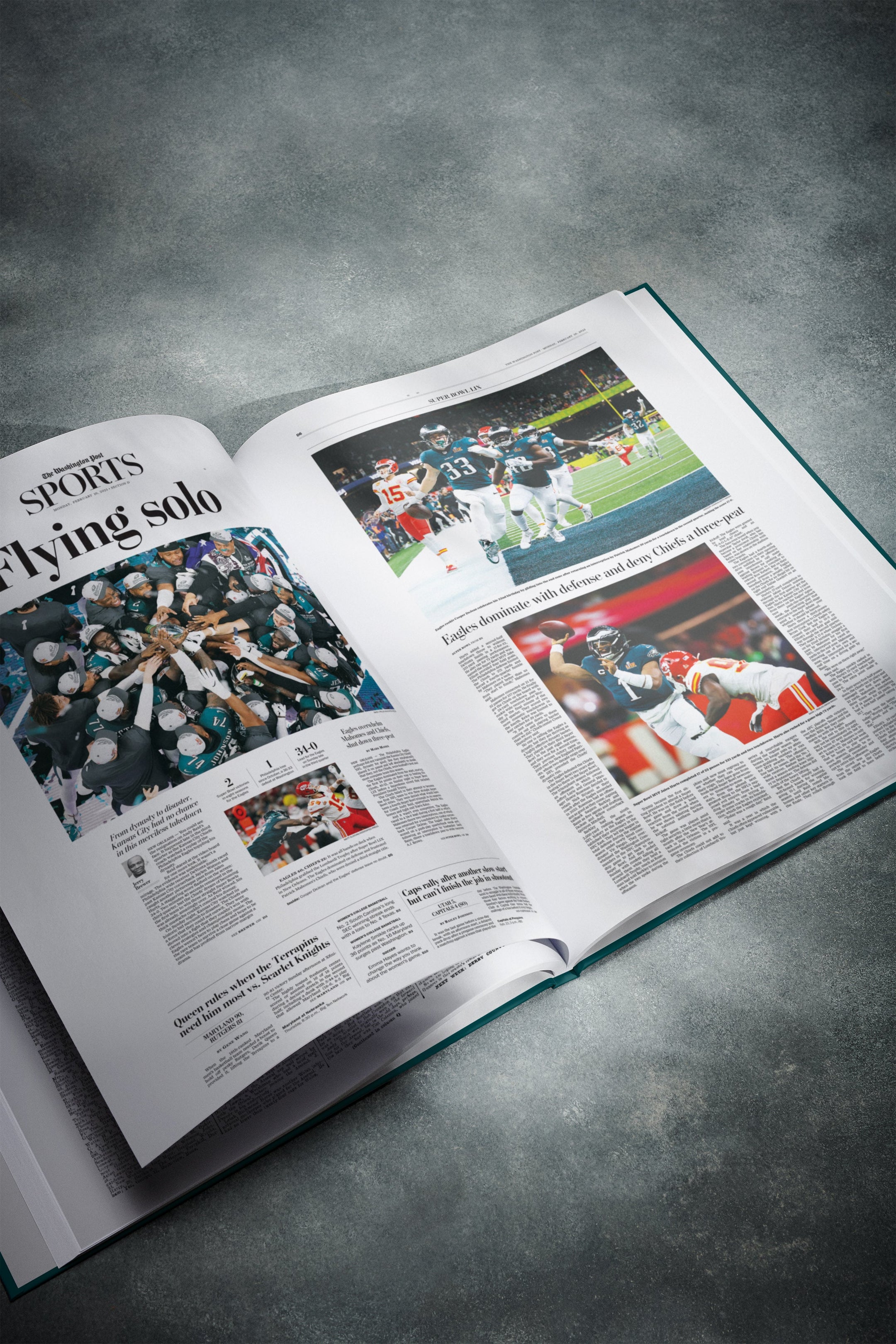 Libro de la edición Washington Post sobre la historia del fútbol americano de los Philadelphia Eagles - AU